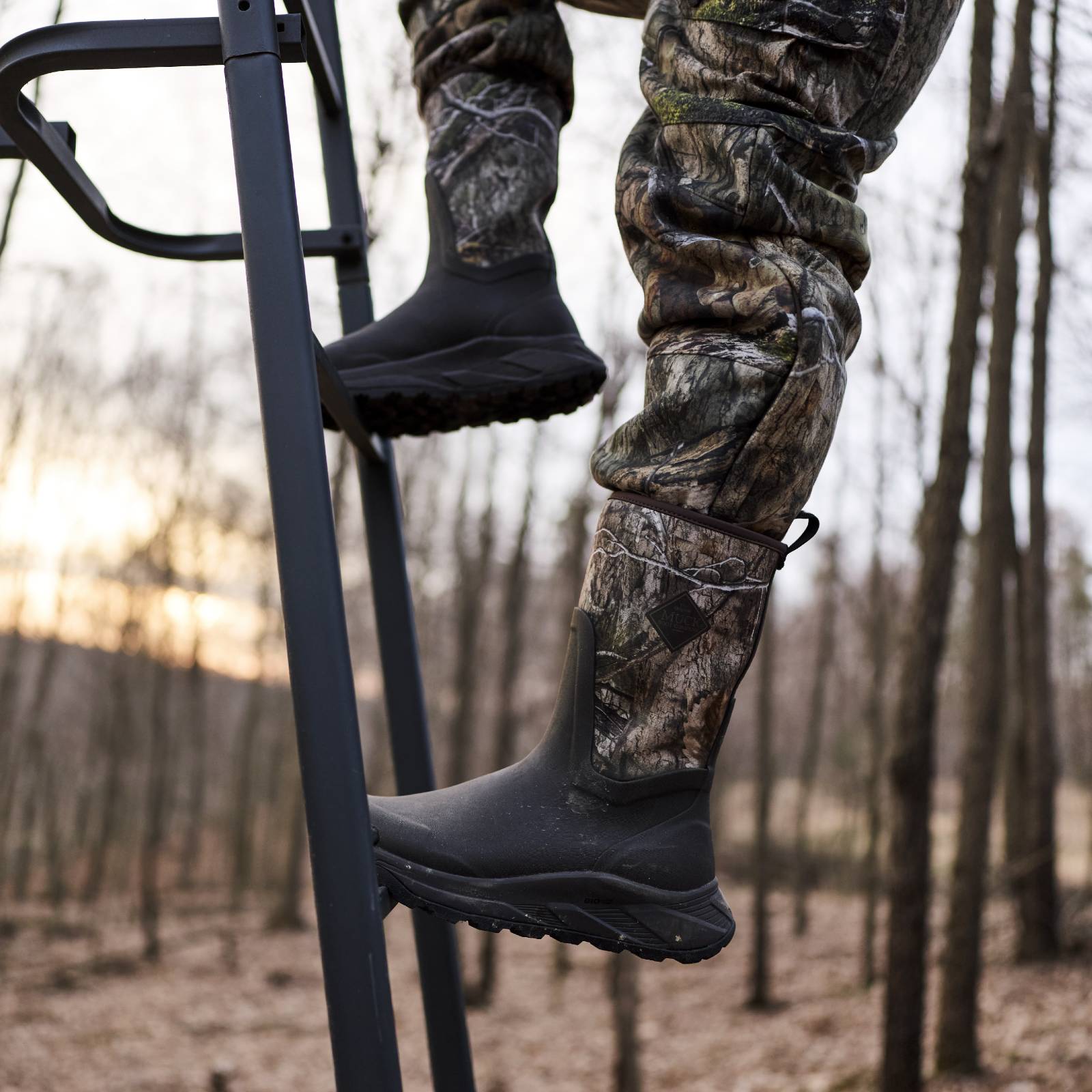 Outmax Men's 12 Outdoor Boot - Image 8